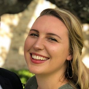 Meet your Posher, Elizabeth